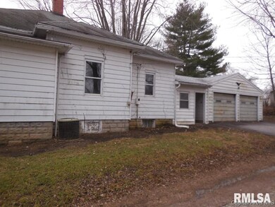 221 S Morgan St, Virginia, IL 62691 - photo 3