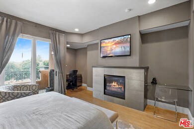 16123 W Sunset Blvd unit 202, Pacific Palisades, CA 90272 - photo 3