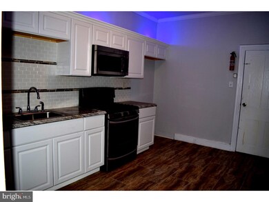 647 N 9th St, Reading, PA 19604 - photo 5