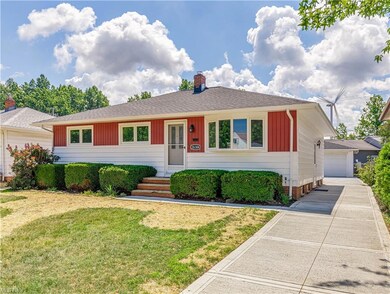 26384 Aaron Dr, Euclid, OH 44132 - photo 2