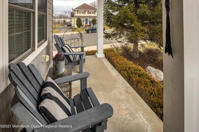 05_Front Porch