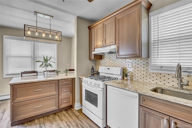 97 E Beverly Pkwy, Valley Stream, NY 11580 - photo 4