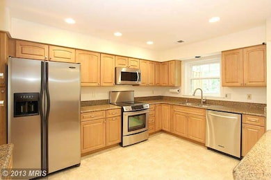 10926 Brewer House Rd, Rockville, MD 20852 - photo 6