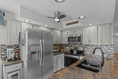 72 Hilltop Dr unit F, Cranston, RI 02904 - photo 7