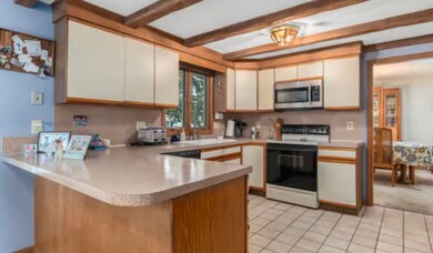 66 Foxglove Dr, Cranston, RI 02920 - photo 4