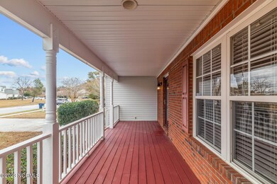 329 Richmond Dr, Jacksonville, NC 28540 - photo 5