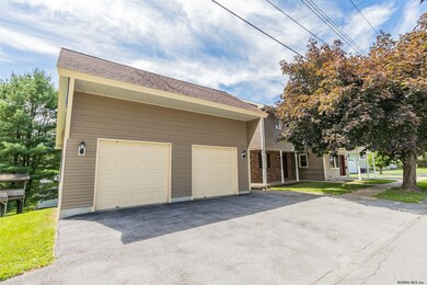 19 Worden St, Johnstown, NY 12095 - photo 3