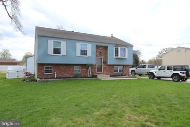 845 Mullen Ave, Gibbstown, NJ 08027 - photo 2