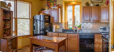 130 Stoney Falls Loop unit 2-104, Burnsville, NC 28714 - photo 6