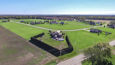 2440 N 4210th Rd, Sheridan, IL 60551 - photo 7