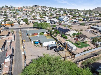 Large backyard for addtl rent