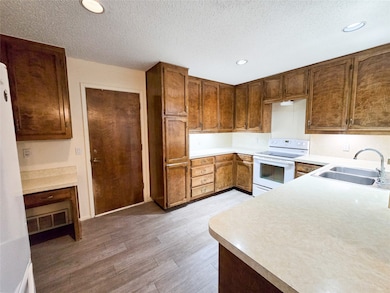 2215 Winter Sunday Way, Arlington, TX 76012 - photo 7