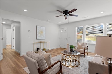 2502 E Tupelo St SE, Atlanta, GA 30317 - photo 6