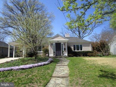 314 Skyhill Rd, Alexandria, VA 22314 - photo 2