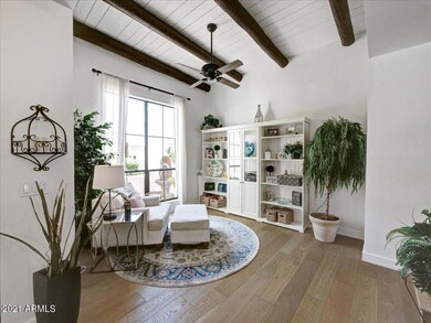 03-6284 N. 31st Way-3
