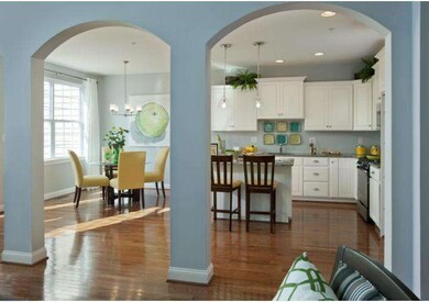 1027 Thorndale Dr, Lansdale, PA 19446 - photo 4