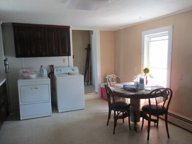 5 Elm St, Pittsfield, NH 03263 - photo 4