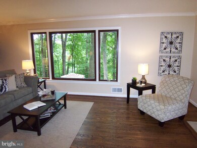 3306 Parkside Terrace, Fairfax, VA 22031 - photo 5