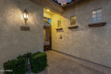 Lockable Courtyard Gate