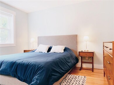 21 Warner St unit 1, Newport, RI 02840 - photo 7