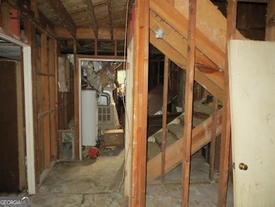 3816 King Henry Rd SW, Atlanta, GA 30331 - photo 6