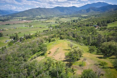 6318 Adams Rd, Talent, OR 97540 - photo 5