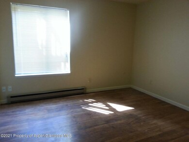 LEFTBEDROOM2
