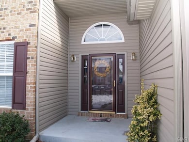 2171 Rolling Meadow Dr, Macungie, PA 18062 - photo 3