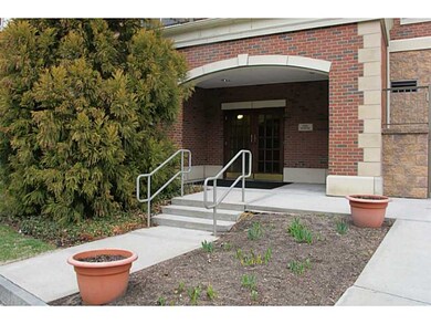 East Side Commons unit 207N, Providence, RI 02906 - photo 2