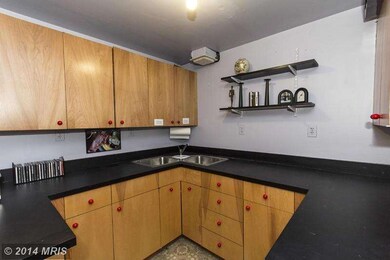 1403 Margarette Ave, Towson, MD 21286 - photo 4