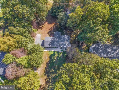 7109 Carmae Rd, Sykesville, MD 21784 - photo 4