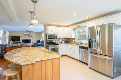 07-Kitchen
