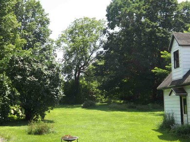 39 Lawrence Ave, Potsdam, NY 13676 - photo 2