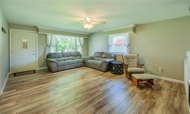 521 Phillips Dr, Anderson, IN 46012 - photo 5