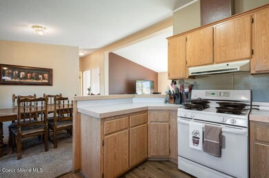 6 Kitchen