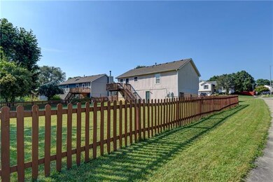 508 Willow Ct, Lansing, KS 66043 - photo 6