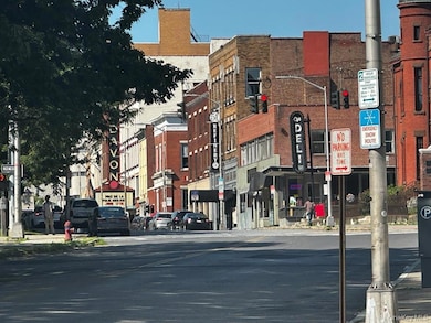 8 Noxon St, Poughkeepsie, NY 12601 - photo 3