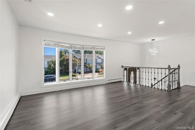 8 Gale Dr, Valley Stream, NY 11581 - photo 4