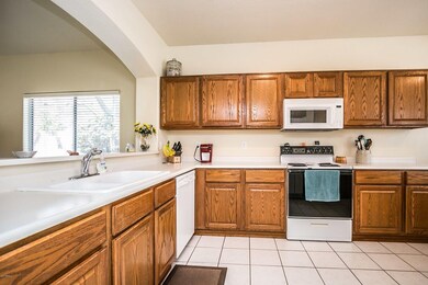 1223 E Saint John Rd-7