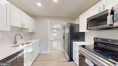 21 S Greenway Ave, Boyce, VA 22620 - photo 3