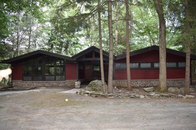 113 Heron Bay Rd, Lords Valley, PA 18428 - photo 4