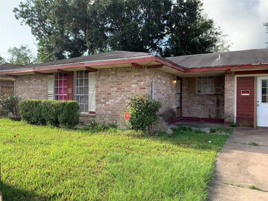 1703 Rainy River Dr, Houston, TX 77088 - photo 2