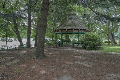 024_ADJACENT PARK