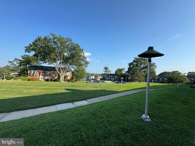 200 Maplewood Dr unit D1, Pottstown, PA 19464 - photo 7