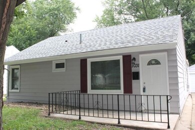 1031 69th St, Windsor Heights, IA 50324 - photo 2