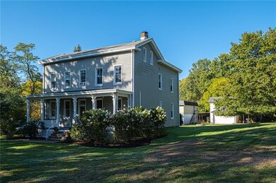 1880 Farmhouse with Originality and Updated to mod