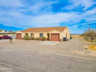 4205 N Montezuma Dr, Unit B, Eloy, AZ 85