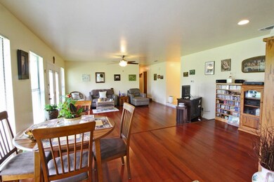 306 Northwest Dr, Fredericksburg, TX 78624 - photo 4