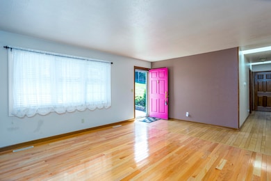 168 Jane Dr, Culloden, WV 25510 - photo 5