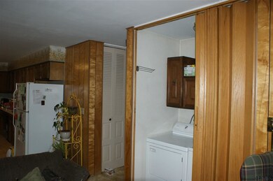 6 Princess Ln, Albany, NY 12211 - photo 7